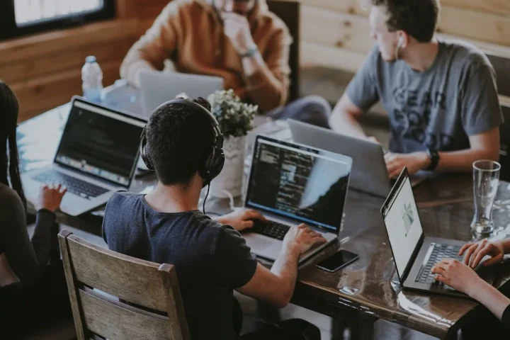 Why Companies Need AI Voice Agents